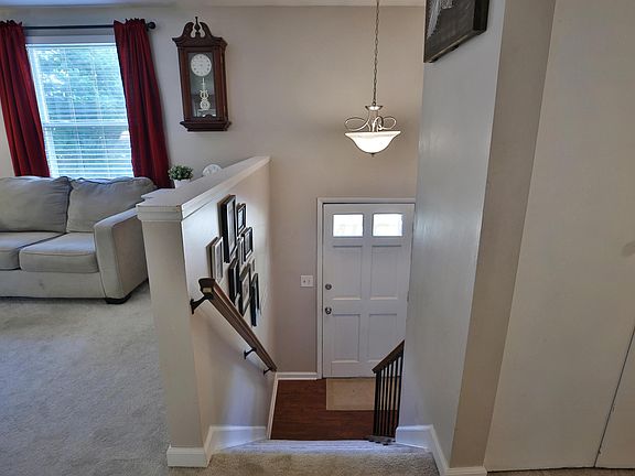 3rd image of 3584 Makassar Dr