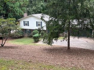 496 Woodland Dr, Gainesville, GA 30501