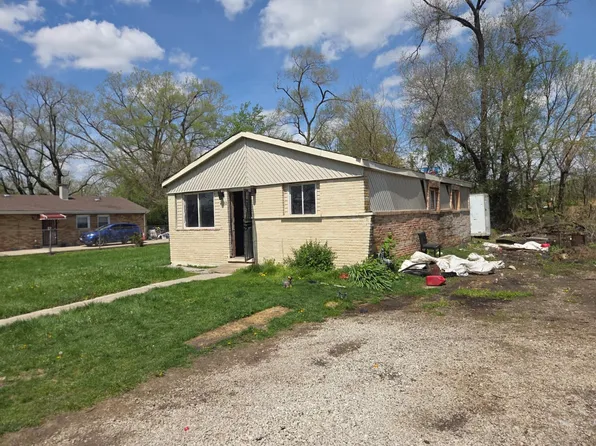 4132 W 138th St, Robbins, IL 60472