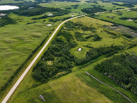 5th image of 11218 Township Road 590