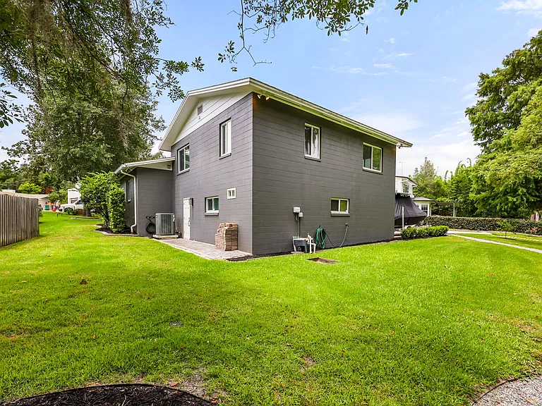 1440 Bonnie Burn Cir — Photo 28