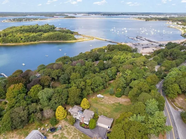 566 Shore Rd, Bourne, MA 02532