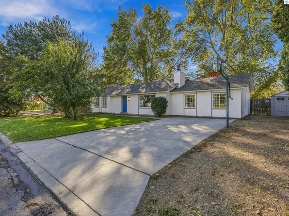 703 W 48th Ave, Kennewick, WA 99337
