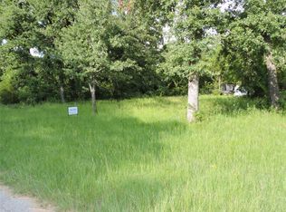 146 Shallowater Rd, Mabank, TX 75156