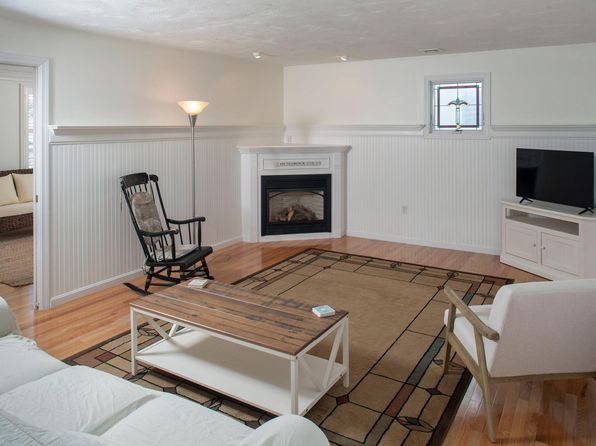 55 Ocean Dr, Marshfield, MA 02050