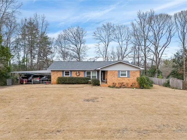 408 Etowah Ave, Opelika, AL 36801