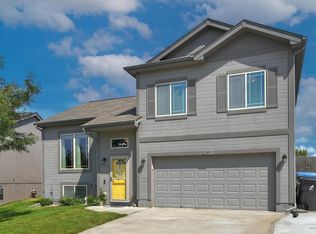 7409 N 91st St, Omaha, NE 68122