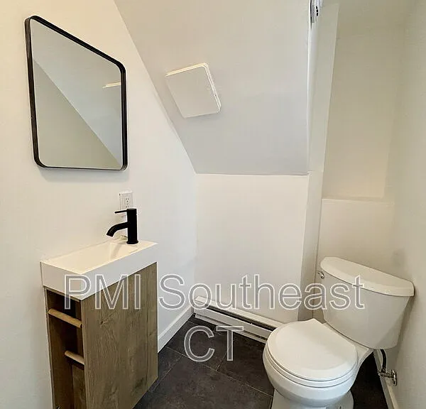 7 Griswold Ct #3 — Photo 11