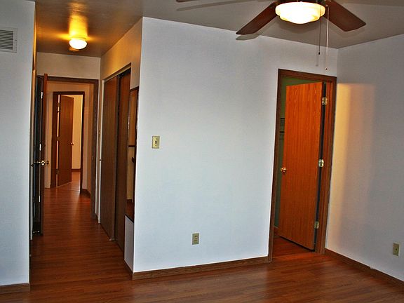5th image of 11272 Liberty Landing Dr