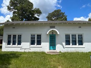 1003 N Main St, Columbia, MS 39429