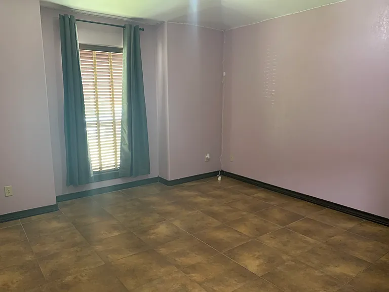 3129 Rosco — Photo 10