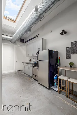 Rented by Rennit Inc. | media 9