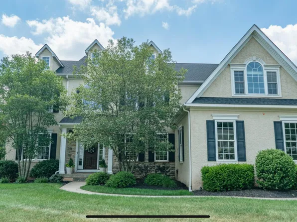 392 Langberg Ln, Ambler, PA 19002