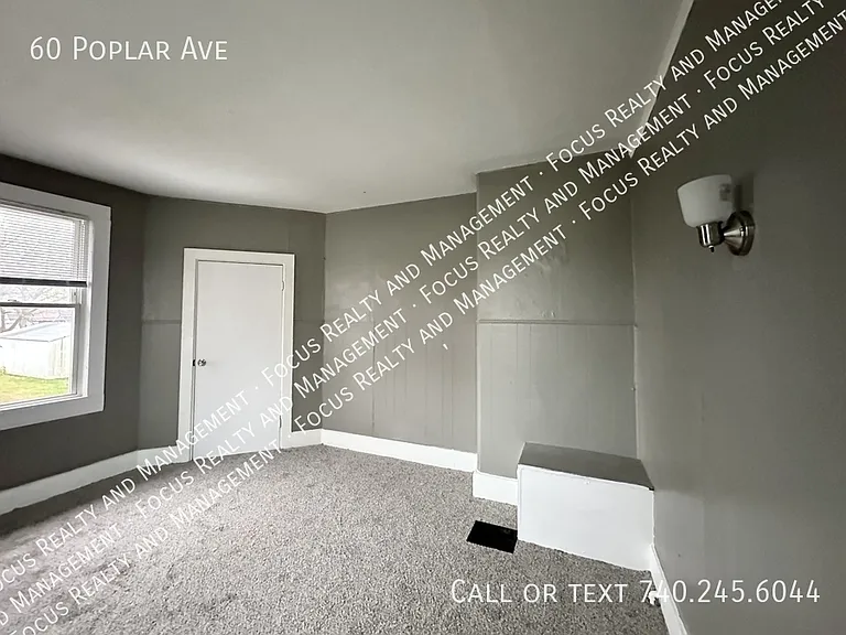 60 Poplar Ave — Photo 9