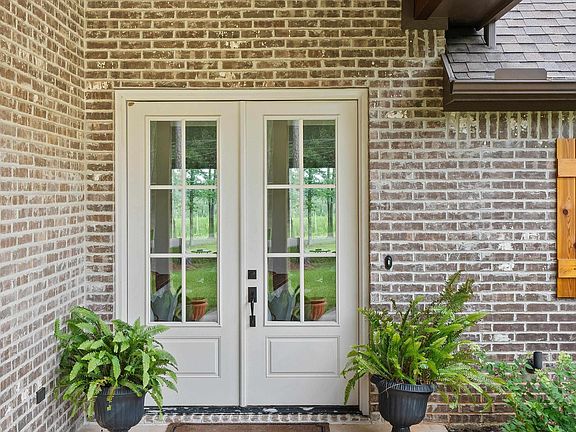 4th image of 434 King Ranch Rd