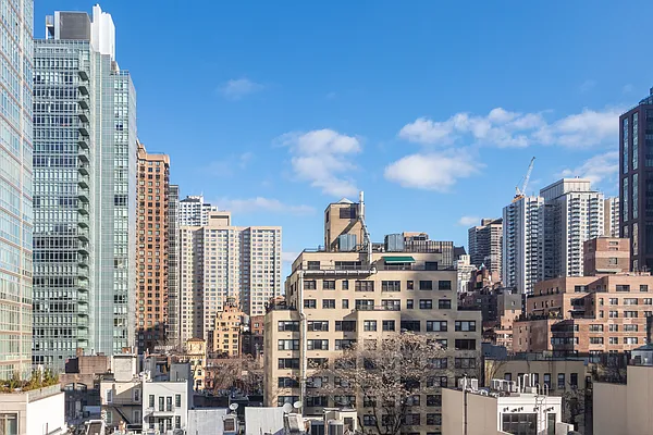 Sold by Compass | media 7