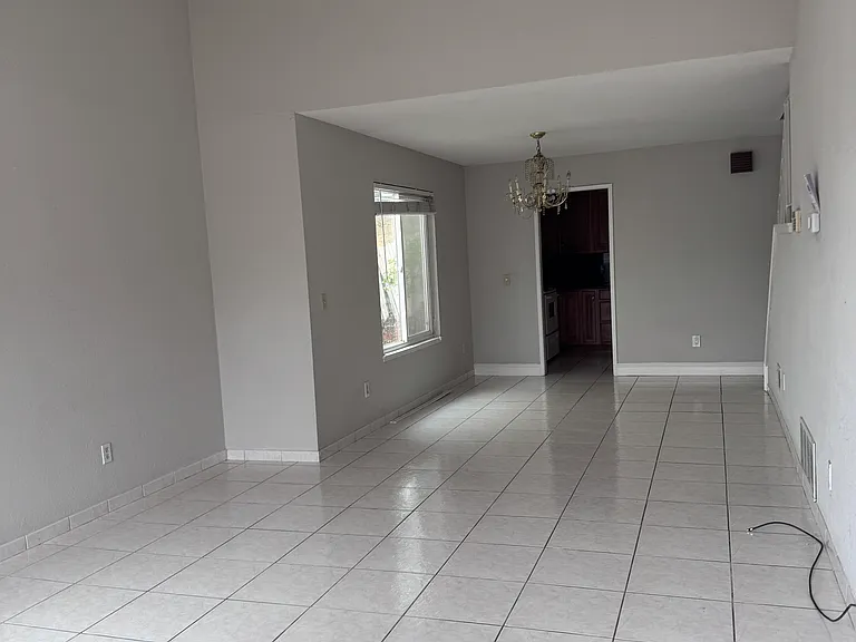 506 Lanfair Cir — Photo 6