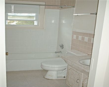 Website pics 2BR PRES- Bath