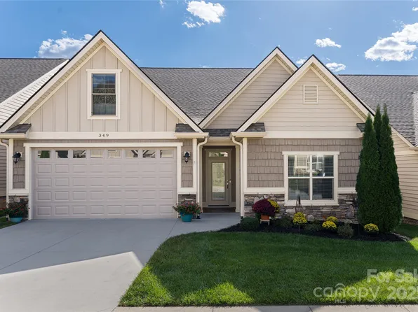 349 Windstone Dr, Fletcher, NC 28732