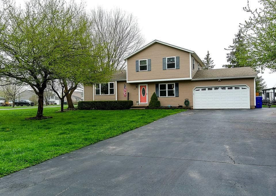 1st image of 1372 Brookedge Dr
