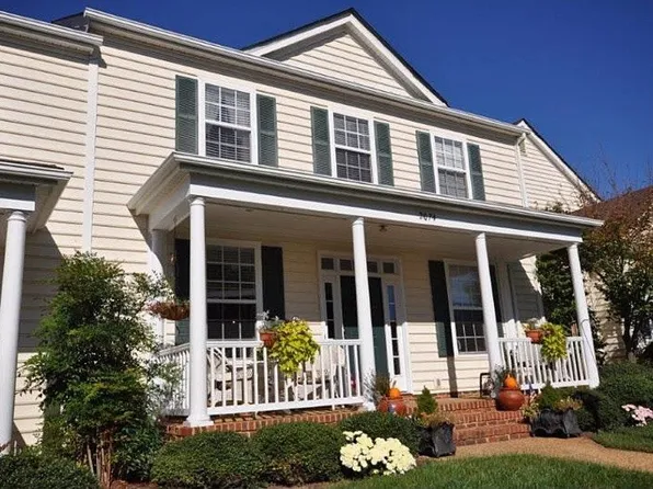 2074 Weatherwood Dr, Charlottesville, VA 22911