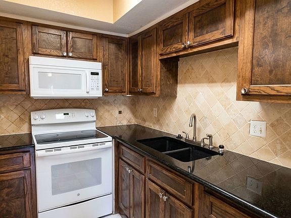2nd image of 9829 Walnut St APT O207