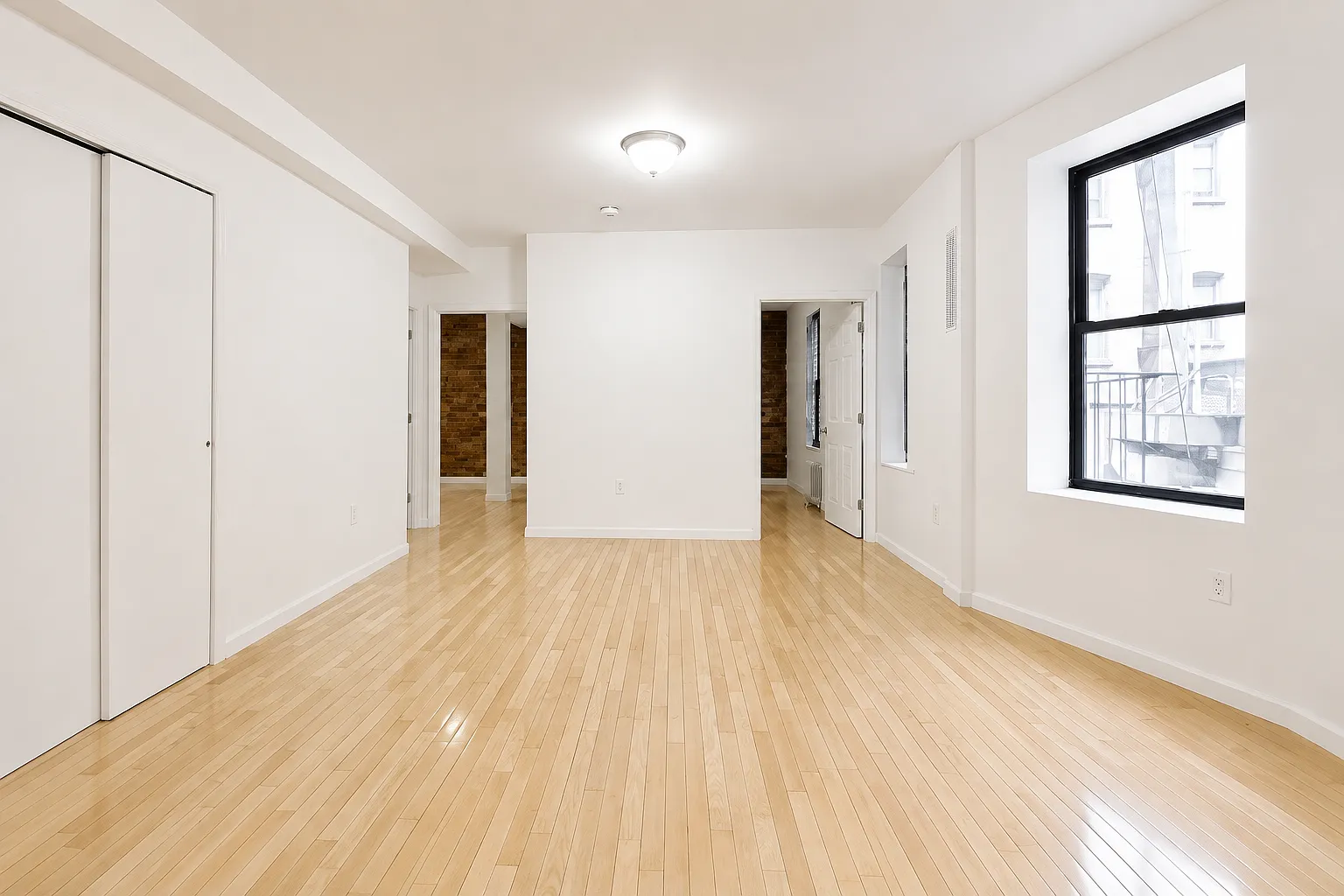 3139 Broadway — Photo 1