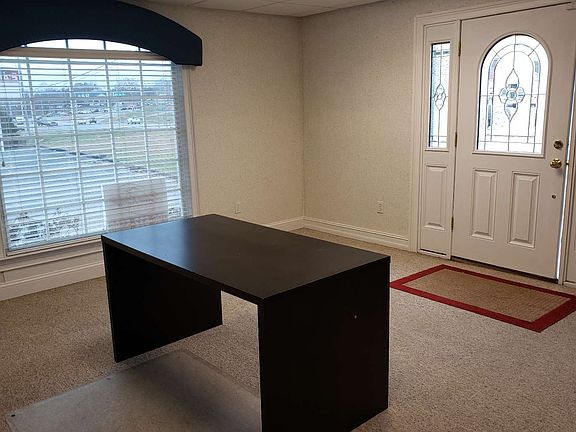 5th image of 10081 Blue Ridge Dr