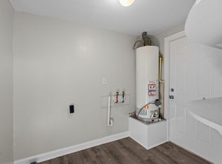 915 4th Ave N, Texas City, TX 77590