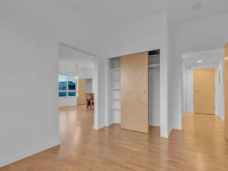 1053 W Century Dr #310 — Photo 26