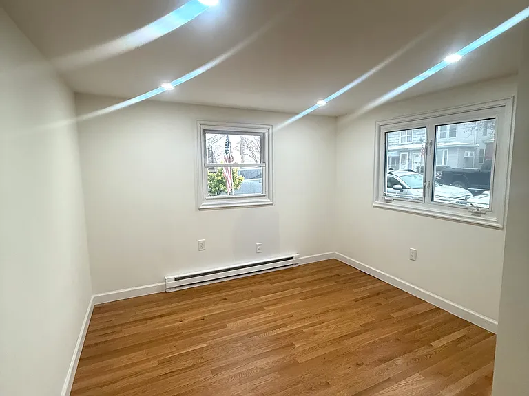 2823 Ford St #1 — Photo 5