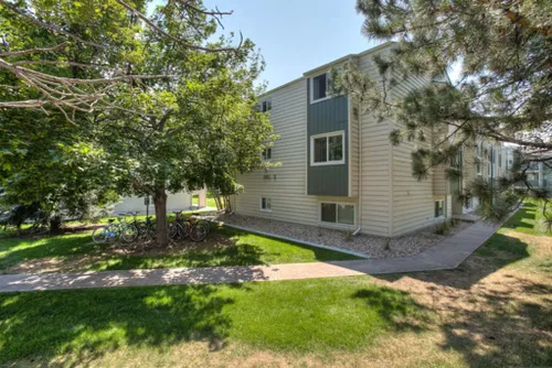 Cimarron Square Apartments Photo 1