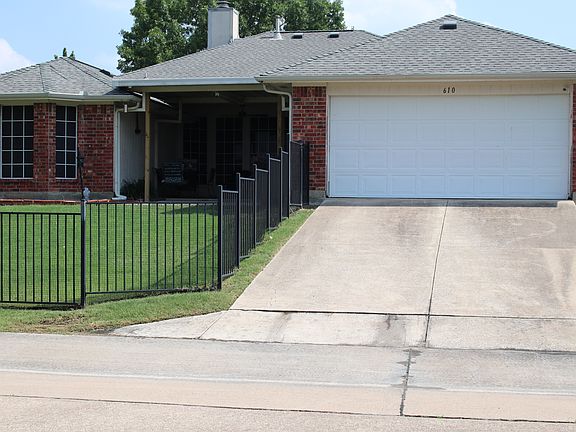 4th image of 610 Big Oak Ct