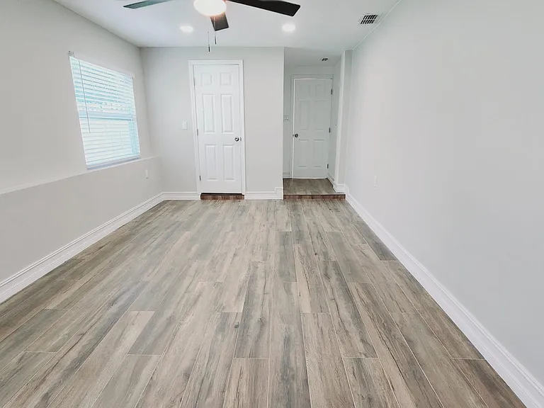 5080 Lake Howell Rd — Photo 10