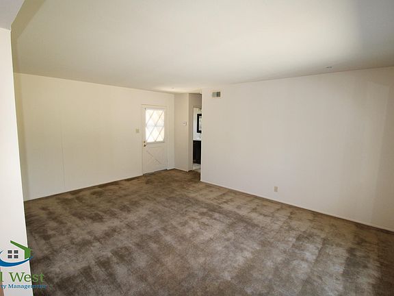 3rd image of 3385 Gonzaga Pl