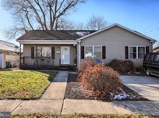 904 Sherwood St, Hanover, PA 17331