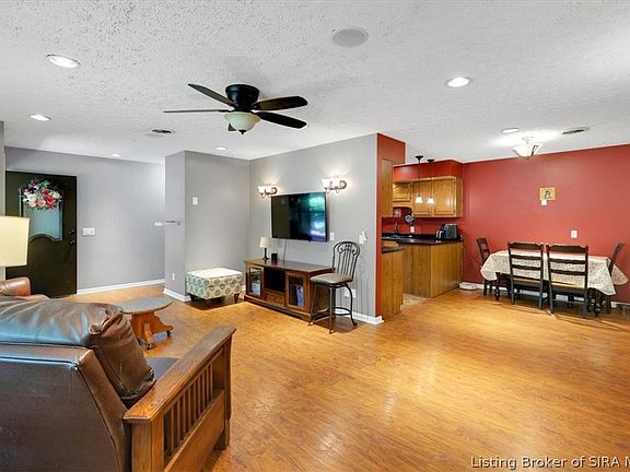 5th image of 4381 E Valley Court