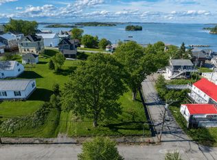 11 Pleasant St, Lubec, ME 04652