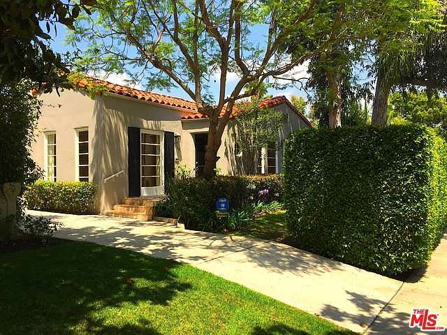 1st image of 9019 Rosewood Ave
