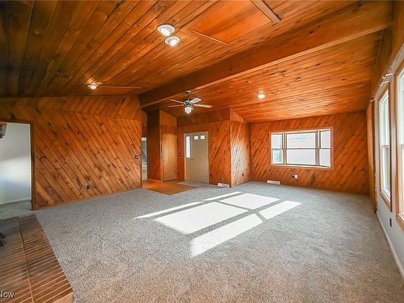 5th image of 2054 Medford Ave