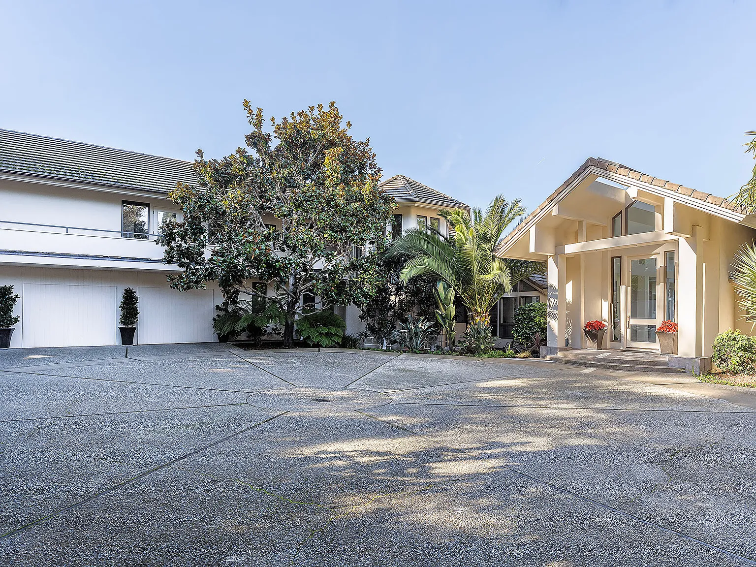 552 Monhollan Rd — Photo 2