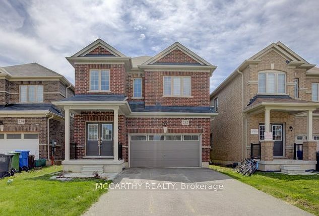 1st image of 252 Ridley Cres