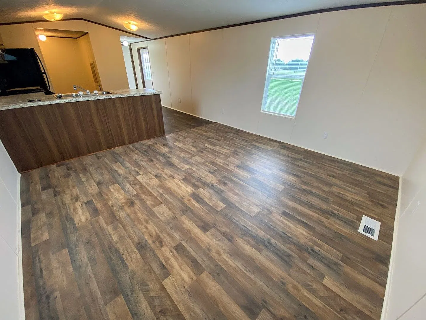 3-Bedroom 2-Bathroom Mobile Home | Just Minutes from the Helms Road LNG Park & Ride — Photo 2