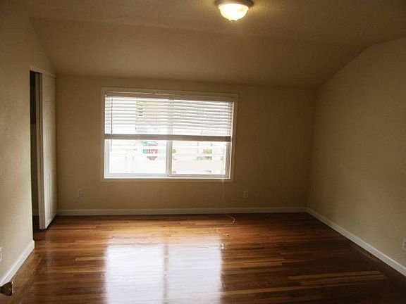 5th image of 2081 167th Ave