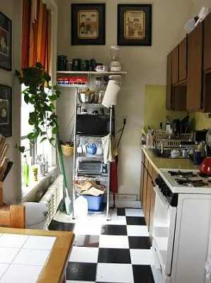842 Beacon St #2 — Photo 2