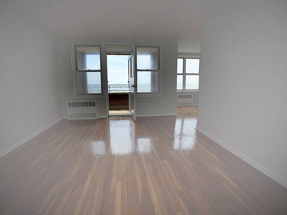 4th image of 117-12 Ocean Promenade APT 3F