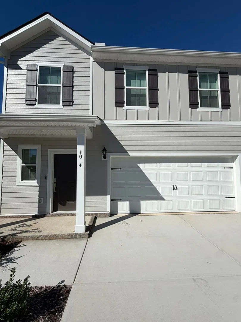 $500 Credit Offered Towards Rent! Brand New Construction Home In Rossview - 4 Beds & 3 Baths — Photo 1