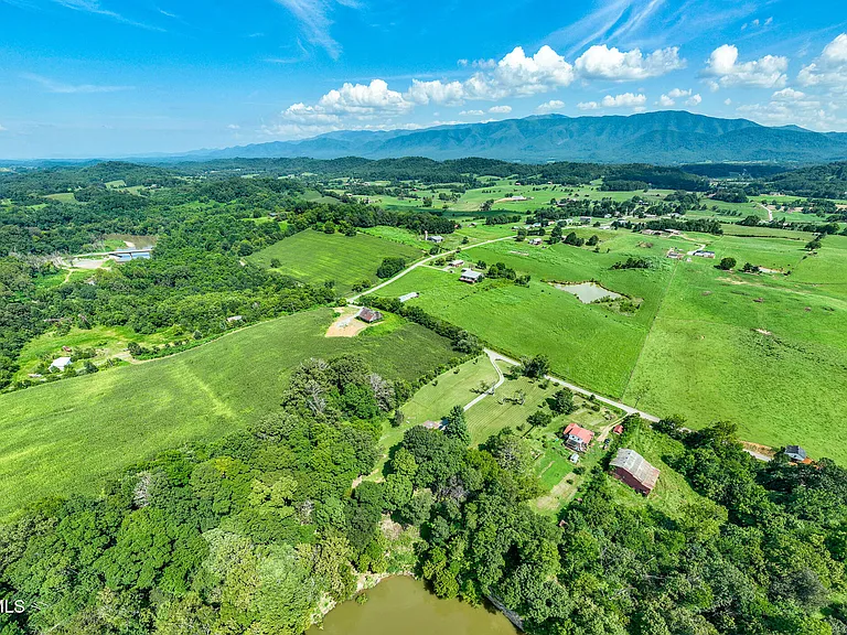 7090 Old Asheville Hwy — Photo 41