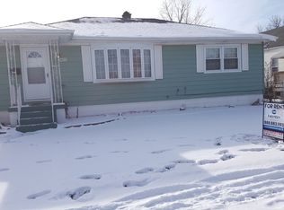 18240 Grant St, Lansing, IL