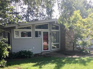 1713 Ridgewood Dr, Saint Louis, MO 63126